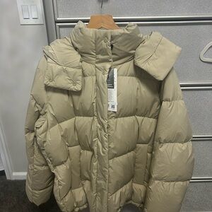 Lululemon Women's Wunder Puff 600 Down-Fill Jacket Size 12 Trench